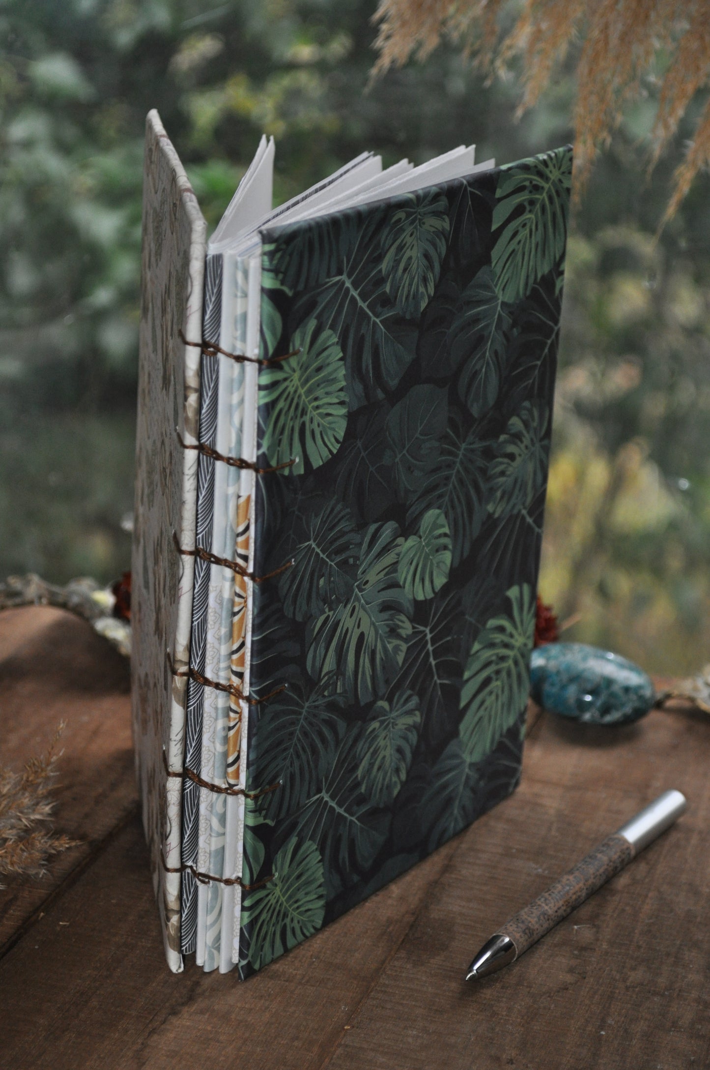 Carnet dessins / peinture / herbier "Mont Serrat"