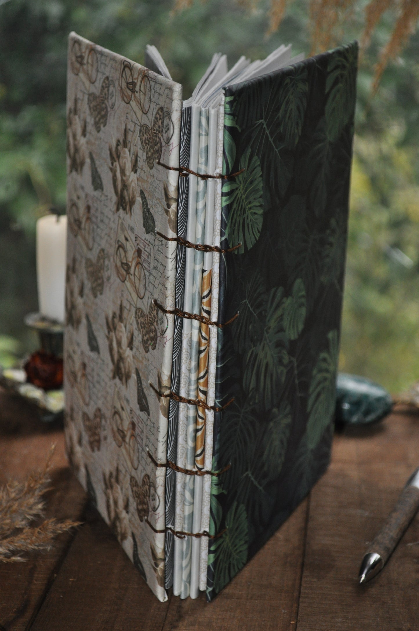 Carnet dessins / peinture / herbier "Mont Serrat"