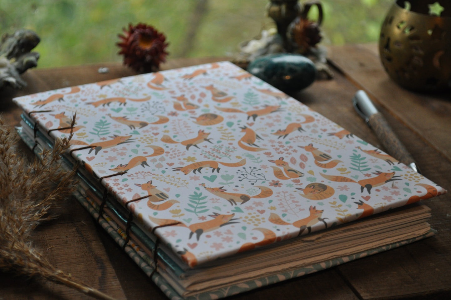 Carnet dessins / peinture / herbier "Jeux de renards"