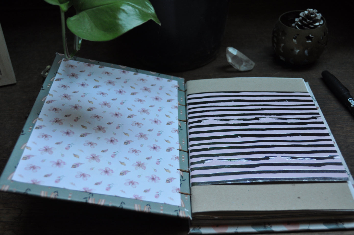 Carnet dessins / peinture / herbier "Travel"