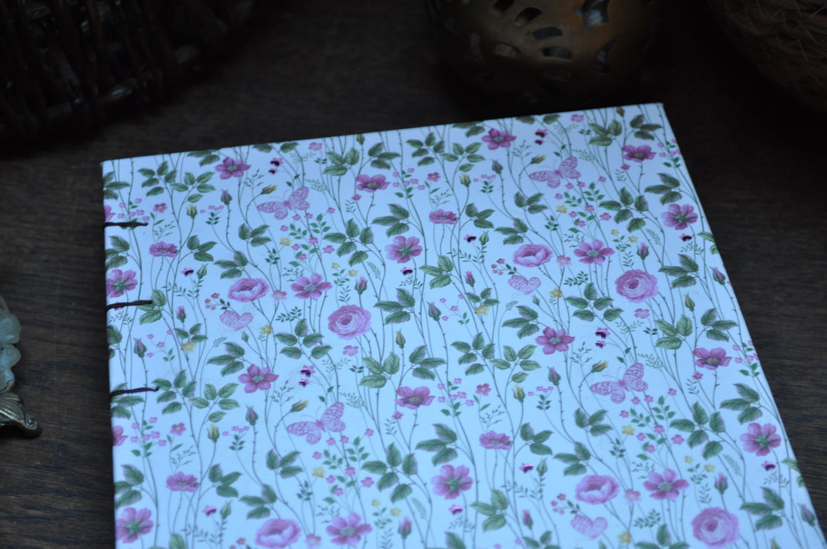 Carnet dessins / peinture / herbier "Lianes de fleurs"